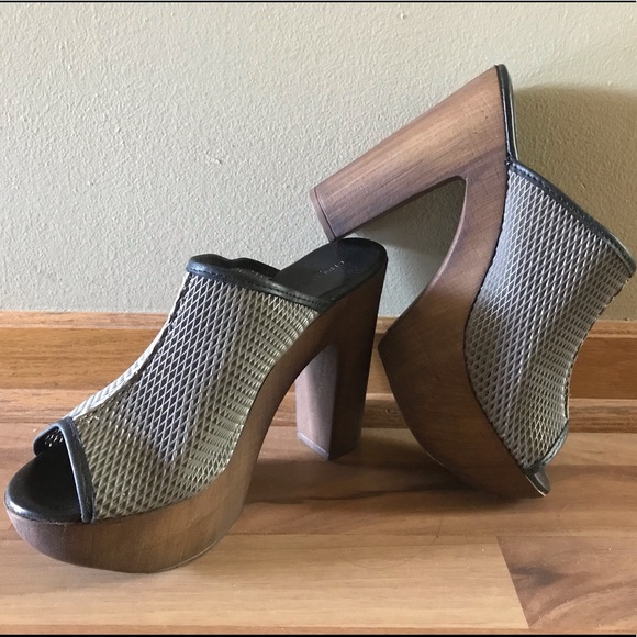 Charles David Shoes - >>> BRAND NEW <<< CHARLES DAVID PLATFORM HEELS